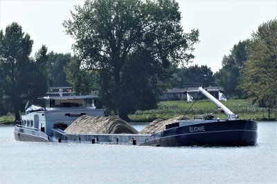 Elionie-1-24-08-2021-sluis-Grave (2).JPG