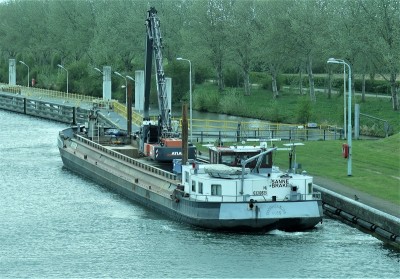 Sanne-2-13-16-04-2020-sluis-Sambeek.JPG