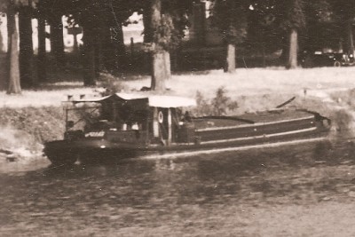 Corbeil-Essonnes (Seine-et-Oise) - Le port sur la Seine (vag) (4) (dét).jpg (208.51 Kio) Vu 4757 fois Corbeil-Essonnes (Seine-et-Oise) - Le port sur la Seine (vag) (4) (dét).jpg