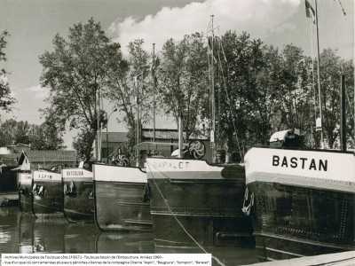 Bateaux Citerna  Toulouse.jpg