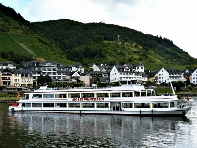 Moselprinzessin-3-13-07-2016-Cochem (2).JPG (272.96 Kio) Vu 1143 fois Moselprinzessin-3-13-07-2016-Cochem (2).JPG