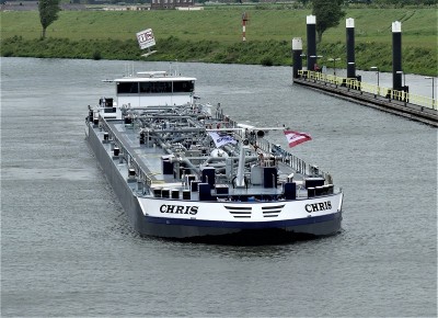 Chris-2-10-05-2022-Grave (2).JPG (275.21 Kio) Vu 1118 fois Chris-2-10-05-2022-Grave (2).JPG