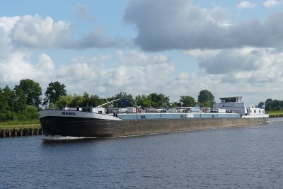 Merel-2-20-06-2022-Lageland.JPG