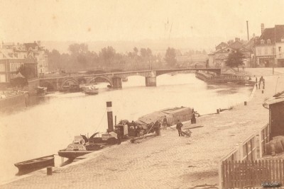 SERVICE DE L'OISE n°3 - Soissons - Les quais (1) (red).jpg