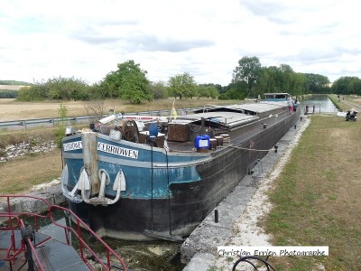 Cerridwen Commissey.JPG (253.19 Kio) Vu 2480 fois Cerridwen Commissey.JPG