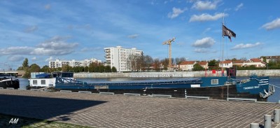 Thunder Boat s1.JPG (233.92 Kio) Vu 852 fois Thunder Boat s1.JPG