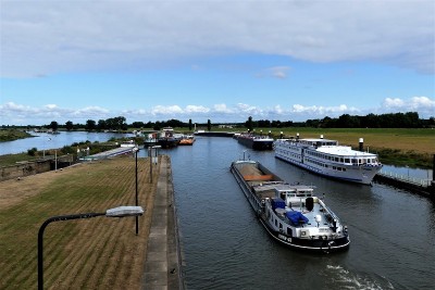 Confiance-2-27-07-2022-sluis-Grave (2).JPG