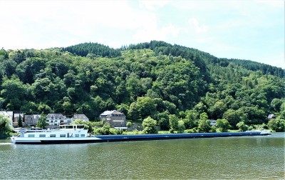 Splendid-3-09-07-2016-Traben-Trarbach (2).JPG (254.13 Kio) Vu 1092 fois Splendid-3-09-07-2016-Traben-Trarbach (2).JPG