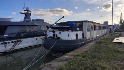 Daphnee03.jpg (242.01 Kio) Vu 2725 fois Daphnee03.jpg