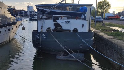 Daphnee04.jpg (275.85 Kio) Vu 2725 fois Daphnee04.jpg