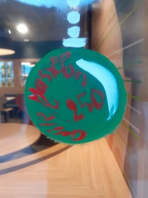 macdo (Copier).jpg (45.04 Kio) Vu 8674 fois macdo (Copier).jpg