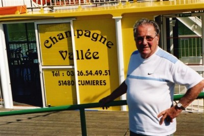 champagne vallee.jpg (104.28 Kio) Vu 806 fois champagne vallee.jpg