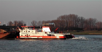 veerhaven-IX-3-08-12-2002 (2).JPG