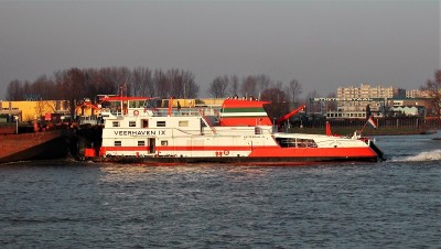 veerhaven-IX-2-08-12-2002 (2).JPG