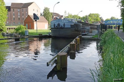 EROS Marquette (2).jpg (231.58 Kio) Vu 3071 fois EROS Marquette (2).jpg