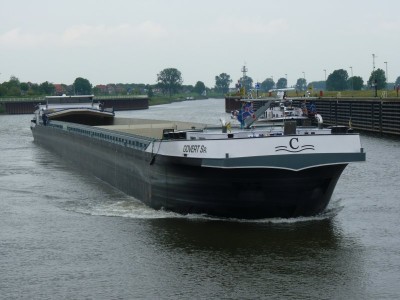 govert-sr-2-28-04-2011.jpg (80.3 Kio) Vu 757 fois govert-sr-2-28-04-2011.jpg