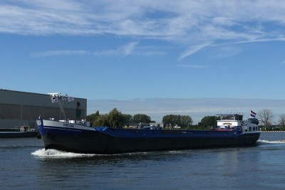 Hilde-3-25-09-2023-Grave.JPG