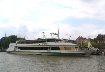 wartseiner-admiral-2-27-06-2009.JPG