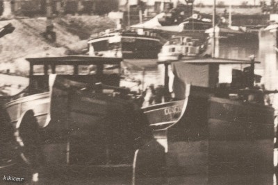 Strasbourg (Bas-Rhin) - Port du Rhin - Le Bassin de l'Industrie (extrait) (dét).jpg (175.16 Kio) Vu 1054 fois Strasbourg (Bas-Rhin) - Port du Rhin - Le Bassin de l'Industrie (extrait) (dét).jpg