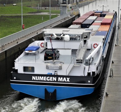 Nijmegen-Max-4-15-12-2020-Sambeek (2).jpg (143.94 Kio) Vu 688 fois Nijmegen-Max-4-15-12-2020-Sambeek (2).jpg