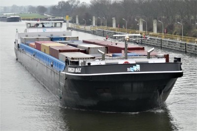 Nijmegen-Max-2-15-12-2020-Sambeek (2).jpg (88.95 Kio) Vu 688 fois Nijmegen-Max-2-15-12-2020-Sambeek (2).jpg