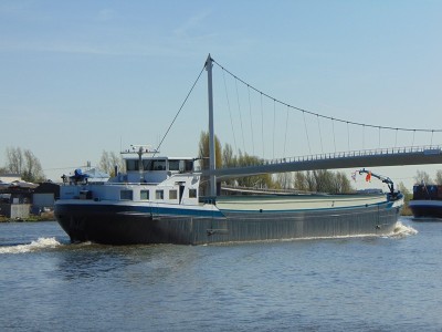 mon_desir_(2103776)_ledig_amsterdam_rijn_kanaal_ter_hoogte_van_de_nesciobrug_achterzijde_19-04-2018@DR_02.jpg (148.08 Kio) Vu 469 fois mon_desir_(2103776)_ledig_amsterdam_rijn_kanaal_ter_hoogte_van_de_nesciobrug_achterzijde_19-04-2018@DR_02.jpg