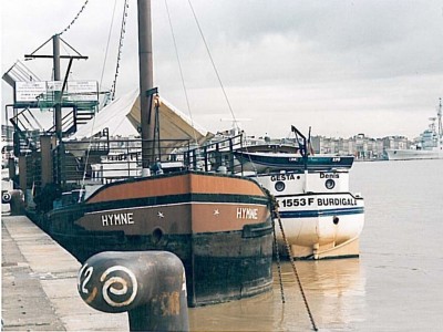 Hymne 301.JPG (226.02 Kio) Vu 1751 fois Hymne 301.JPG