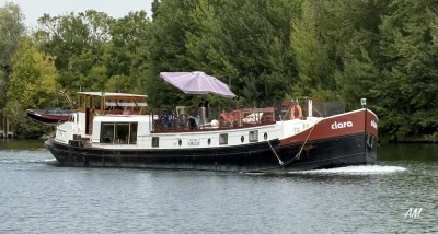 Clara f.jpeg (291.02 Kio) Vu 1465 fois Clara f.jpeg