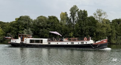 Clara s.jpeg (307.92 Kio) Vu 1465 fois Clara s.jpeg