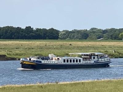 Gandalf-2-18-06-2025-Niftrik.jpg (153.49 Kio) Vu 99 fois Gandalf-2-18-06-2025-Niftrik.jpg