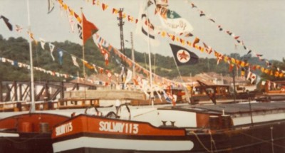 Solvay 113 a.jpg