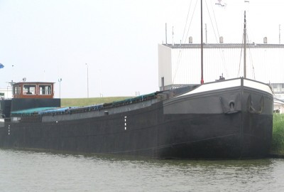 niger-3250038-1-13-06-2007.JPG (100.16 Kio) Vu 53 fois niger-3250038-1-13-06-2007.JPG