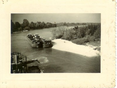 le joyce et le majori en attente pour charger.jpg (130.75 Kio) Vu 827 fois le joyce et le majori en attente pour charger.jpg