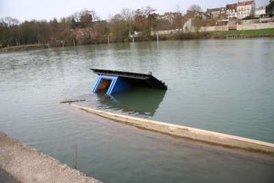 quai jacques prevert.JPG