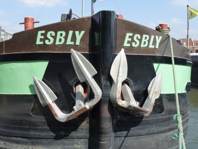P1020073ESBLY.jpg