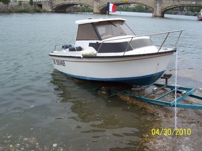 MISE A LEAU JOHANNA.JPG