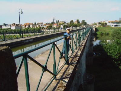 digoin.jpg (194.72 Kio) Vu 11800 fois digoin.jpg