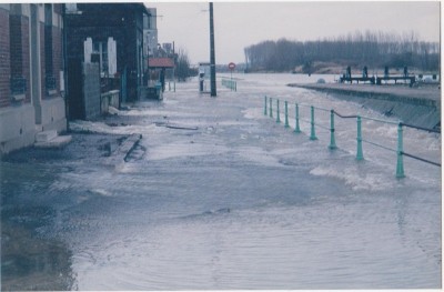 photo 05 001.jpg (134.17 Kio) Vu 2508 fois photo 05 001.jpg