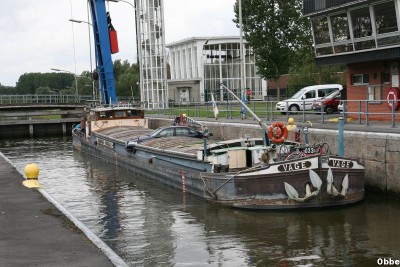 201000825 053_1.jpg