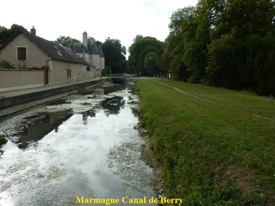 15 Marmagne Canal de Berry (2).JPG