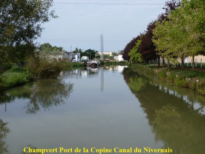 Champvert Port de la Copine Canal du Nivernais (3).JPG