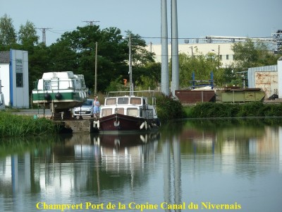 Champvert Port de la Copine Canal du Nivernais (2).JPG