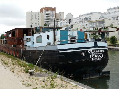 cale en bourg-ar.JPG (342.03 Kio) Vu 6578 fois cale en bourg-ar.JPG