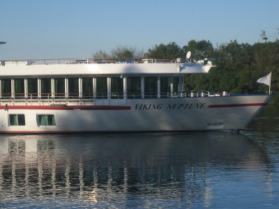 Viking Neptune 2.jpg