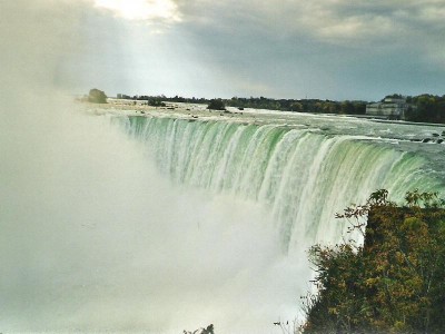 Niagara 6.JPG (62.68 Kio) Vu 1482 fois Niagara 6.JPG