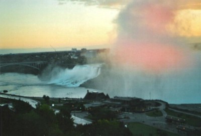 Niagara 4.JPG (34.04 Kio) Vu 1482 fois Niagara 4.JPG