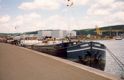 LOANDA 1998.jpg (510.26 Kio) Vu 3896 fois LOANDA 1998.jpg