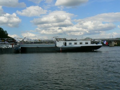 Louvre + La Seine en bateau printemps 2008 124 [].jpg