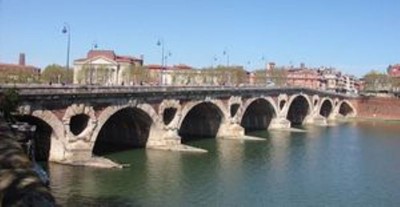 300px-Toulouse_pont-neuf.jpg