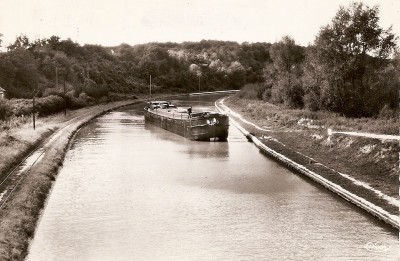 Berry-au-Bac - Le canal - BOER 2 [vagus].jpg